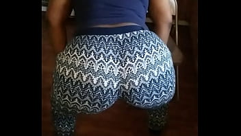 Preview 1 of Kourage And Truth - Twerking fat ass