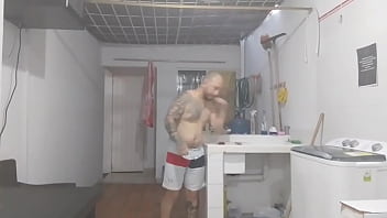 Preview 3 of Flash Des - hoy voy a sorprender a mi esposa voy a organizar la casa y dejar todo limpio para que me de culo y follar bien rico