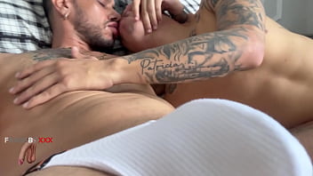 Preview 1 of Sex Di Bus Japanes - FrankBoxxx jugando con el primate