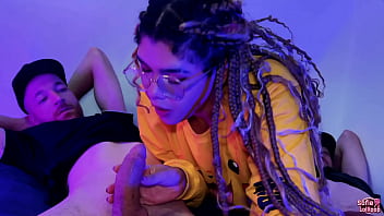 Preview 1 of Japan Xxs - Sofie lollipop em um trisal com os gemeos que socaram forte na garganta dela at&eacute_ ela engolir toda a porra