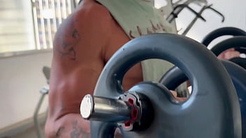 Preview 1 of Www Indian Herd Sex Video Com - Pega&ccedil_&atilde_o na academia.