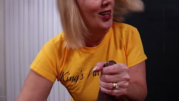 Preview 2 of Xxxfullgirls - Granny Sucking Black Cock In Front Of Her Husband