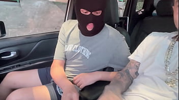 Preview 3 of Xxx Bf Suni Leony - Cliente Novinho Me Mamou No Carro