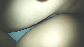 Preview 2 of Bed On Stepmom - Big ass woman fucking with her lover while husband films everything Real threesome with Karina and Lucas