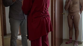 Preview 1 of But Vidoes - Horny cuckold wife sucking the delivery guy while husband is watching