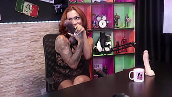 Preview 4 of Zordi Maenino - Ela queria engolir mas o pau do homem era muito grosso,  e o boquete... - Nathalia Fontes