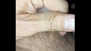 Preview 1 of Friend To Shower - 偷看，二次射精