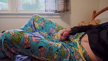 Preview 3 of 11 Tahun Sange - Twink cums through hole in sesame street pijamas