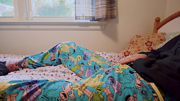 Preview 1 of 11 Tahun Sange - Twink cums through hole in sesame street pijamas