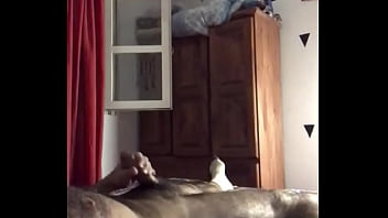 Preview 2 of Hot Mom Nig - Macho vergon le da pija a twinks - Pendejo morboso saltando en la pija de su macho - le da pija y leche a pelo