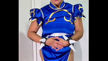Preview 1 of Tori Milf Big Xoxk - BBW Chun-li Can&#039_t Stop Farting