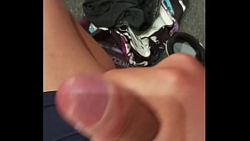 Preview 3 of New Free - Experimentando cueca no provador