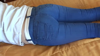 Preview 2 of Sdmt307 - I show off my big ass with my jeans on and off,  great compilation