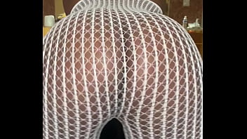 Preview 3 of Drin Sex - Big black booty twerking