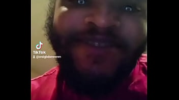 Preview 1 of Peeing Spy Public - TIKTOK XVIDEO VIDEO PART