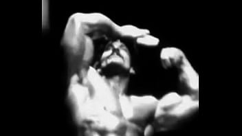 Preview 3 of Family Yherapy - Arnold Schwarzenegger X Mike Mentzer
