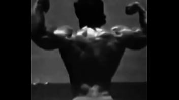 Preview 4 of Family Yherapy - Arnold Schwarzenegger X Mike Mentzer