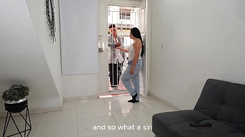 Preview 1 of Mi Vieja Bien Borracha - INSURANCE SALESMAN FUCKS A VERY HORNY LATINA MILF - DILAN CLAVIJO