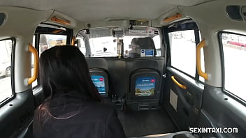 Preview 1 of Pilla Amma - Taxi driver with obscene suggestions