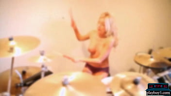 Preview 1 of Slipping Step Sister Fuke - Ebony MILF Danielle Nicole and blonde cougar Taylor Paige solo for Playboy
