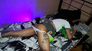 Preview 3 of Hidden Load - Puta colegiala asi duerme esta linda trans,  esperando ser usada por la noche,  me gustaria despertar ba&ntilde_ada por tu semen