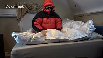 Preview 1 of Afro Shower - Humping Marmot Parka On Silk Comforter With Cumshot Ending