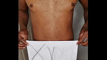 Preview 3 of Comiendo Con Vestiditos - Verification video