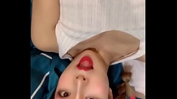 Preview 1 of Gut Bulge - 这少妇真是诱惑