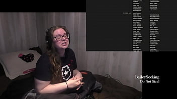 Preview 4 of Sexo Whasap - Strip Resident Evil 2 Play Through part 16