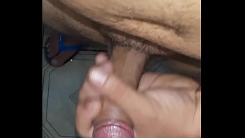 Preview 2 of Corrida En Chavita Tetona - Mostrando meu pau lindo