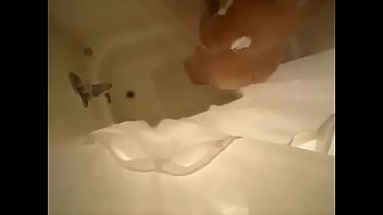 Preview 3 of Romi Rain Plays With Her Pussy - Thick redbone takes a shower
