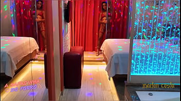 Preview 1 of New Zealand Babe Tube - Minha esposa dan&ccedil_ou pra mim no pole dance e eu enchi a cara dela de porra