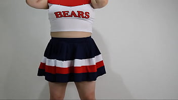 Preview 2 of Teen Fart Slave - ぽっちゃりチアガール前編　踊ってふけるぽちゃ　おなかとお潮が出ちゃってます　カメラが濡れて壊れそうなほど飛んでます　ぽっちゃり巨乳ほえーるちゃん