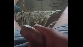 Preview 1 of Thai Tren - Gordinho maneiro tocando punheta pensando na prima