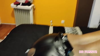 Preview 1 of Sunnyleon Husband Fucking - EBONY CASADA TEM AS SUAS CAL&Ccedil_AS RASGADAS E A SUA CONA CREMOSA FODIDA POR ENORME PAU BRANDO DO COLEGA DE TRABALHO PORQUE O CORNO N&Atilde_O A SABE SATISFAZER