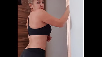 Preview 3 of Brazzer Mofos - Lista para el GYM