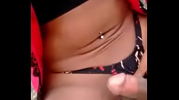 Preview 4 of Slaves Petit Girls - P&acirc_mela Brasil batendo uma