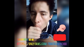 Preview 1 of Great Reaction - Le mamo la verga aun amigo video completo en: https://.com/fantasmin300