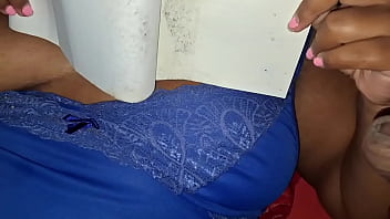Preview 2 of Ahhmqpvgj - Meia irm&atilde_ gostosa estudando