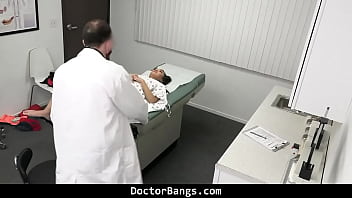 Preview 2 of Leasbians Squirting - Patient Is Down on Her Knees Paying for Doctor&#039_s Fees - Doctorbangs