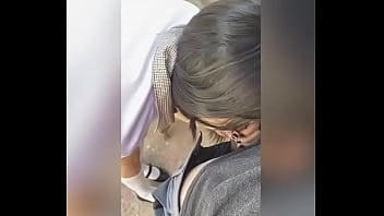 Preview 3 of Pinch Lip - ESTUDIANTE Mexicana CHUPANDO una VERGA en la Escuela y al Final la PONEN de PERRITO y se la COGEN ATRAS de los Salones! Se SALE de Clases para CHUPARLE la Verga a un Amigo a Escondidas! Sexo Real Amateur!
