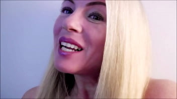 Preview 1 of Big Horn Hot Xxx - Rubbing My Clit Under My Desk