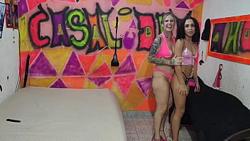 Preview 2 of Sally Com - Era prai ir no bloquinho e gozei com minha amiga e o marido dela