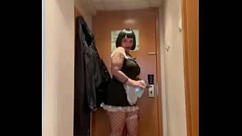 Preview 1 of Jami Sc - Milf Maid Decided To Do The Cleaning In Her Anal And Pussy Holes