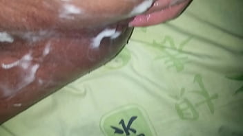 Preview 1 of Japanese Wfe Swapping - Anal fisting n beautiful red roses