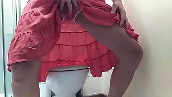 Preview 4 of Raspisanie Kinoteatra Krasnyj - Cum on my fingers then pee myself