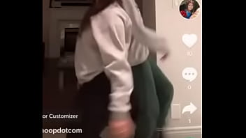 Preview 3 of Teen Verg - Thicc girl does sexy tik tok dance