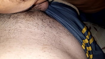 Preview 2 of Hot Sex Olgun Gelin - Levando uma chupada pra acorda