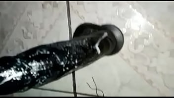 Preview 1 of Dit On Cock - gosando no consolo