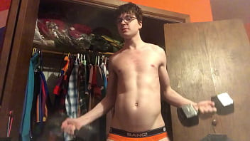 Preview 1 of Skin Wars - Sexy Workout with Twink Niko Springs